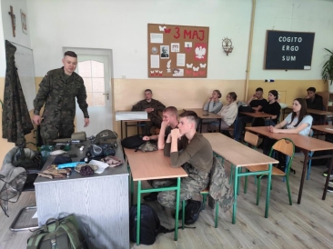 Edukacja z wojskiem